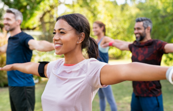 Volwassen in Yoga houding