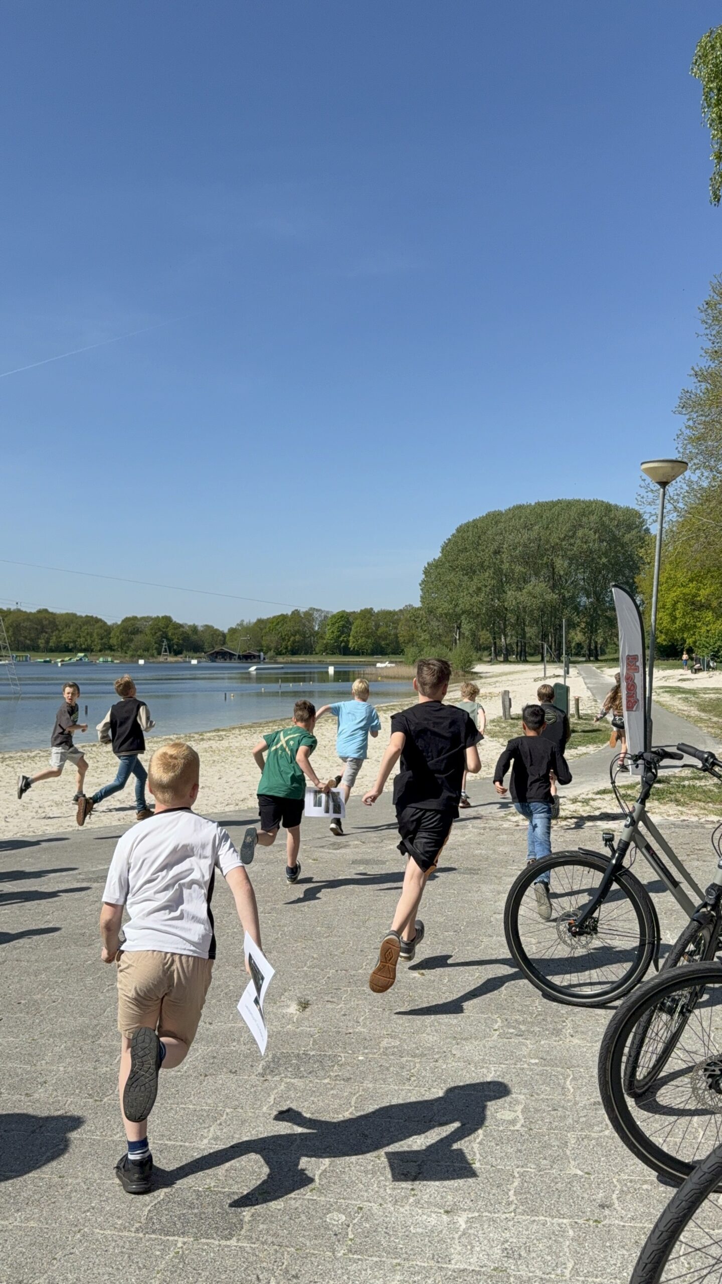 Rennende kinderen in Borgerswold