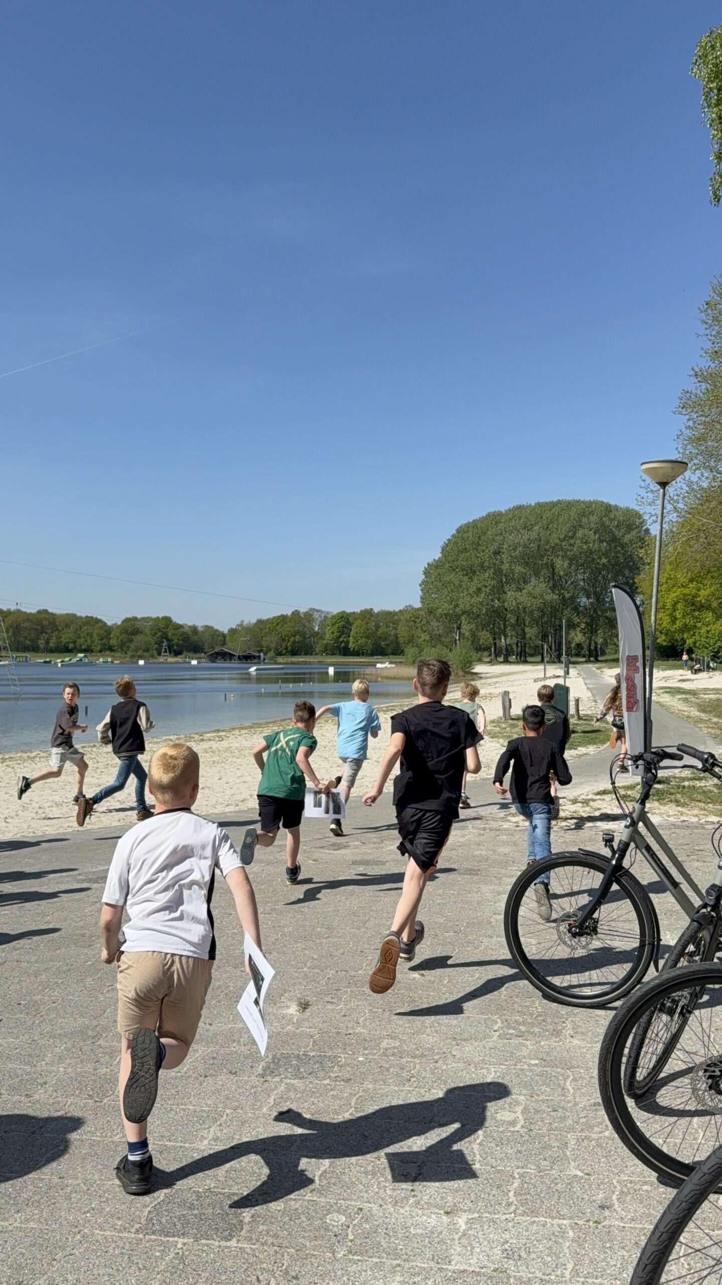 Rennende kinderen in Borgerswold